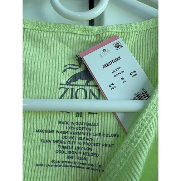 Zion Willie Nelson Graphic Tank Top Sleeveless‎ Ribbed Knit Green Medium - Picture 3 of 4